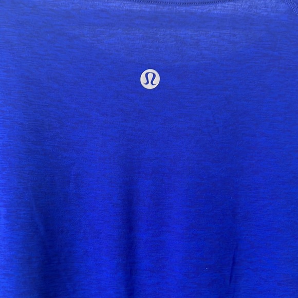 Lululemon shirt - Picture 5 of 5
